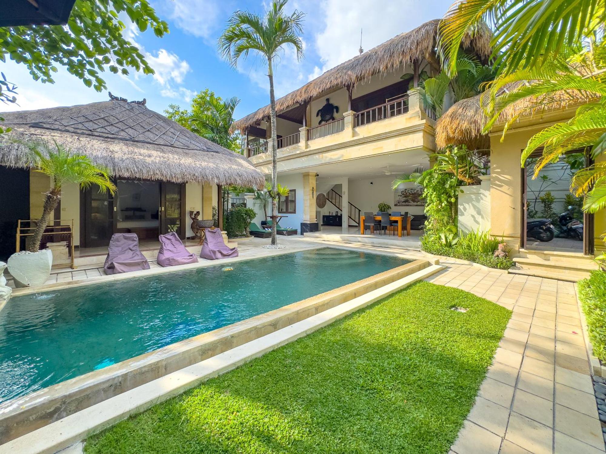 Villa Bugis Kayu Aya Seminyak Ngoại thất bức ảnh