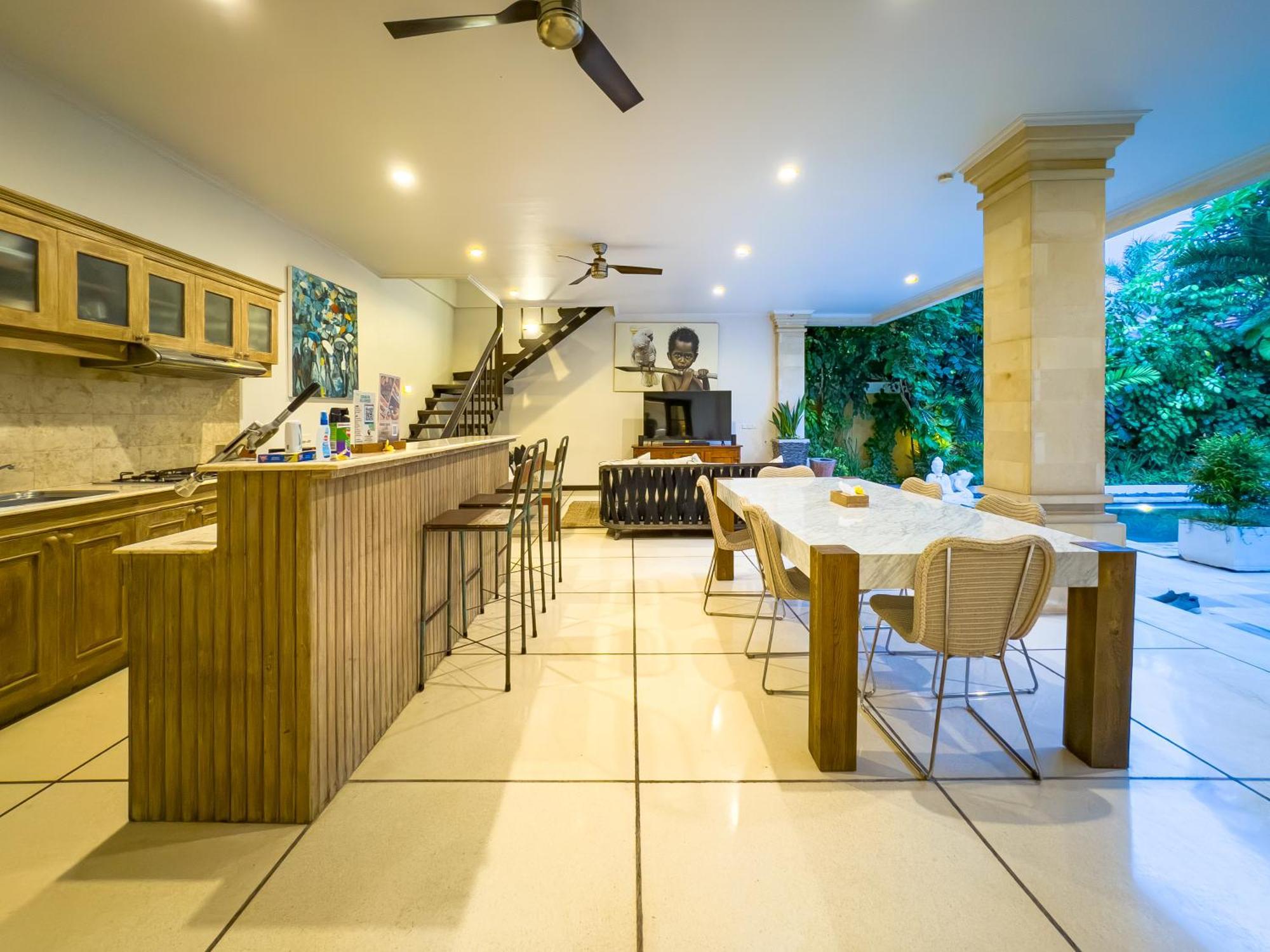 Villa Bugis Kayu Aya Seminyak Phòng bức ảnh