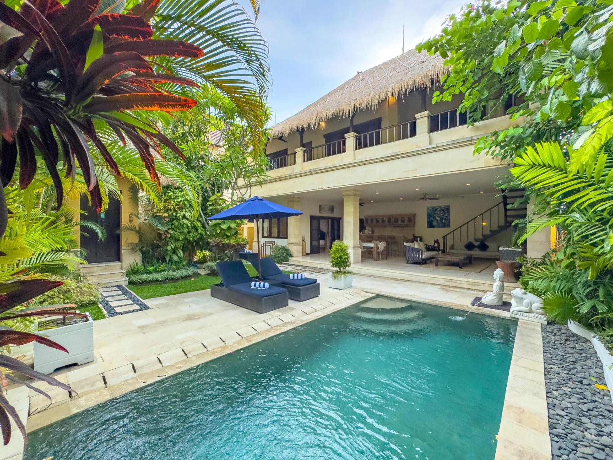 Villa Bugis Kayu Aya Seminyak Ngoại thất bức ảnh