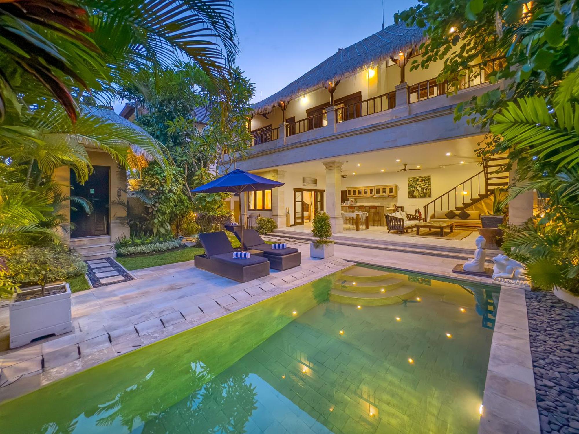 Villa Bugis Kayu Aya Seminyak Phòng bức ảnh