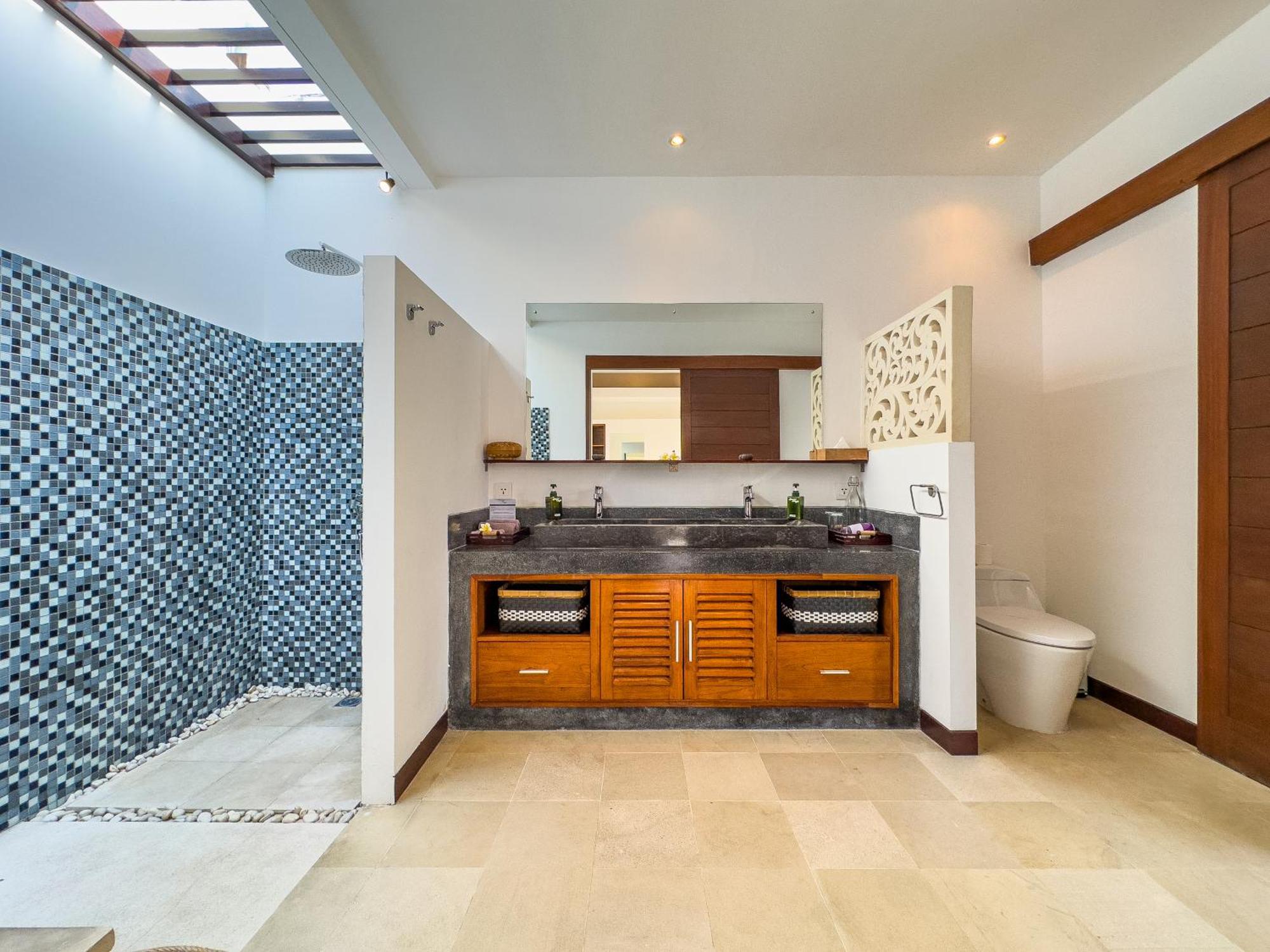 Villa Bugis Kayu Aya Seminyak Phòng bức ảnh